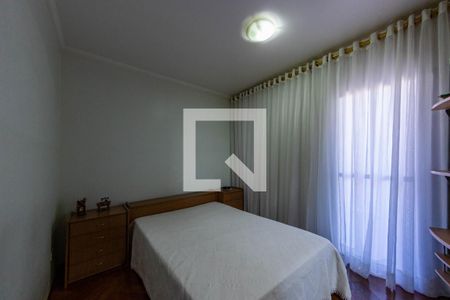 Casa à venda com 286m², 4 quartos e 4 vagasQuarto 