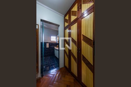 Casa à venda com 286m², 4 quartos e 4 vagasQuarto 1