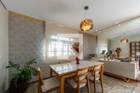 Sala de Jantar de casa à venda com 4 quartos, 286m² em São Lucas, São Paulo