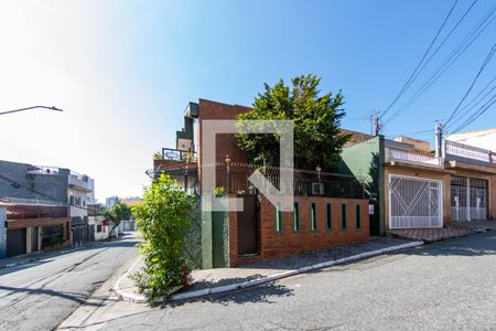 Casa à venda com 286m², 4 quartos e 4 vagasFachada