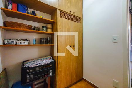 Apartamento à venda com 100m², 3 quartos e 2 vagasQuarto de Serviço