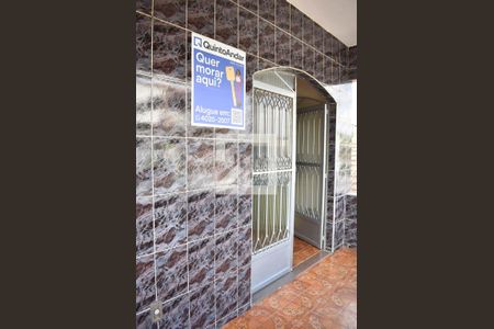 Casa para alugar com 80m², 2 quartos e sem vagaFachada