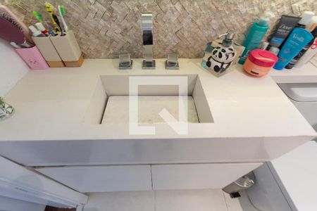 Apartamento à venda com 93m², 3 quartos e 2 vagasBanheiro