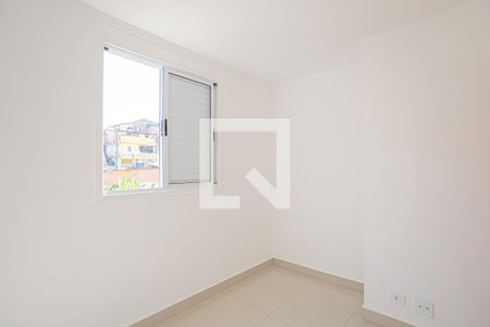 Quarto 1 de apartamento para alugar com 2 quartos, 51m² em Jardim Santa Tereza, Carapicuíba
