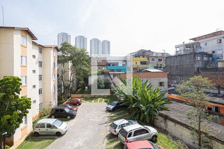 Vista de apartamento para alugar com 2 quartos, 51m² em Jardim Santa Tereza, Carapicuíba