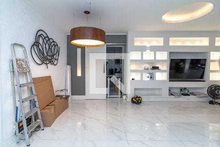 Apartamento para alugar com 119m², 3 quartos e 2 vagas Apartamento para alugar com 119m², 3 quartos e 2 vagasSala