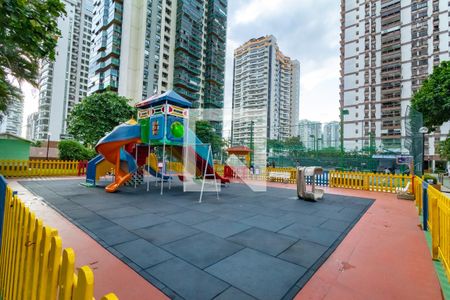 Apartamento para alugar com 119m², 3 quartos e 2 vagas Apartamento para alugar com 119m², 3 quartos e 2 vagasÁrea comum - Playground