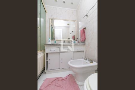 Apartamento para alugar com 119m², 3 quartos e 2 vagas Apartamento para alugar com 119m², 3 quartos e 2 vagasBanheiro da Suíte