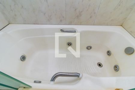 Apartamento para alugar com 119m², 3 quartos e 2 vagas Apartamento para alugar com 119m², 3 quartos e 2 vagasBanheiro da Suíte