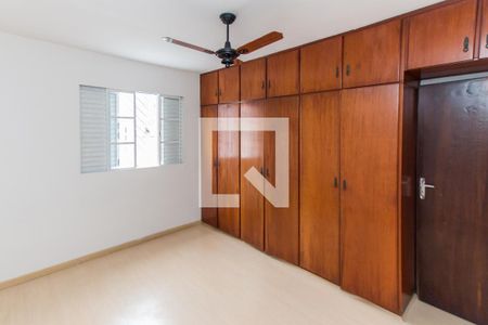 Quarto 1   de casa para alugar com 3 quartos, 180m² em Vila Constança, São Paulo
