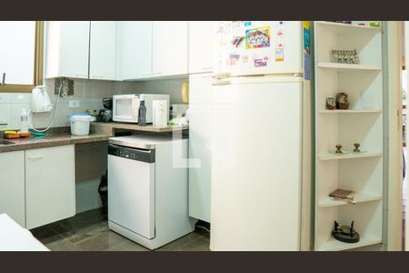 Apartamento à venda com 241m², 5 quartos e 4 vagasCozinha