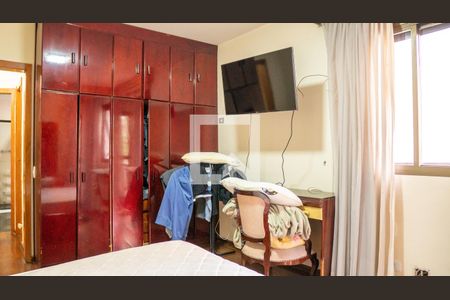 Apartamento à venda com 241m², 5 quartos e 4 vagasQuarto 3