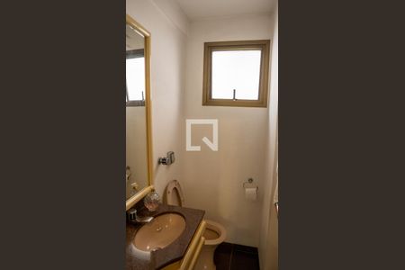 Apartamento à venda com 241m², 5 quartos e 4 vagasLavabo