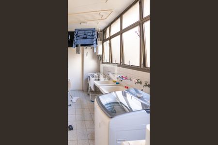 Apartamento à venda com 241m², 5 quartos e 4 vagasÁrea de Serviço