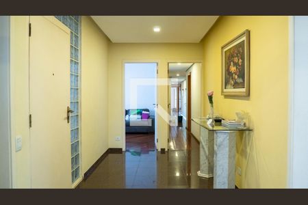 Apartamento à venda com 241m², 5 quartos e 4 vagasSala