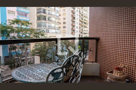 Varanda de apartamento à venda com 5 quartos, 241m² em Santa Cecilia, São Paulo