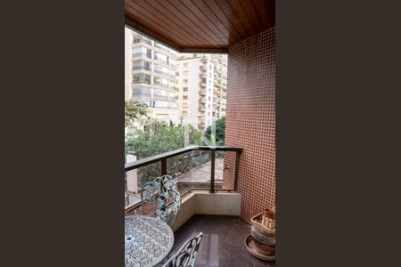 Varanda de apartamento à venda com 5 quartos, 241m² em Santa Cecilia, São Paulo