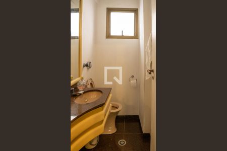 Apartamento à venda com 241m², 5 quartos e 4 vagasLavabo