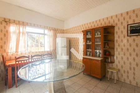 Casa à venda com 231m², 5 quartos e 2 vagasCozinha 1