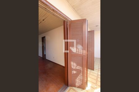 Casa à venda com 231m², 5 quartos e 2 vagasVaranda