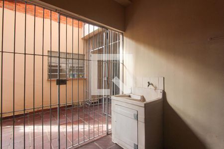 Casa à venda com 231m², 5 quartos e 2 vagasArea de serviço