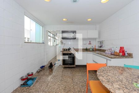 Apartamento à venda com 131m², 3 quartos e 1 vagaCozinha