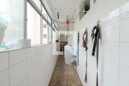 Apartamento à venda com 131m², 3 quartos e 1 vagaÁrea de Serviço