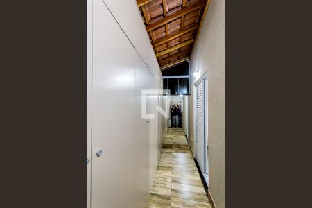 Corredor de apartamento para alugar com 2 quartos, 53m² em Campestre, Santo André