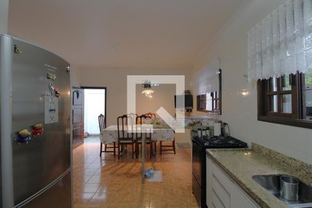 Casa à venda com 300m², 3 quartos e 3 vagasCozinha