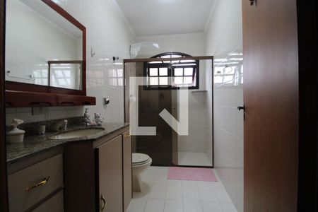 Casa à venda com 300m², 3 quartos e 3 vagasBanheiro