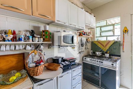 Casa à venda com 267m², 7 quartos e sem vagaCasa 06