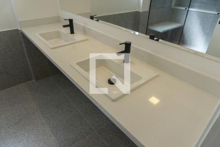 Apartamento à venda com 212m², 4 quartos e 1 vagaBanheiro da Suíte 1