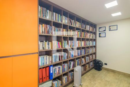 Casa à venda com 256m², 3 quartos e 3 vagasEscritório