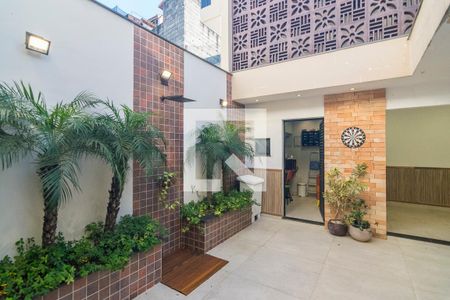 Casa à venda com 256m², 3 quartos e 3 vagasQuintal