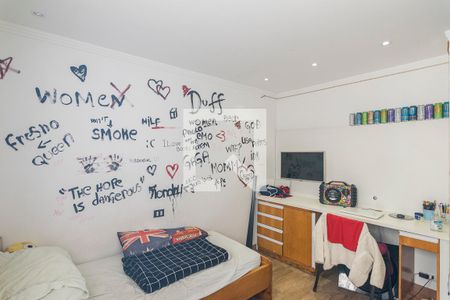 Casa à venda com 256m², 3 quartos e 3 vagasQuarto 3