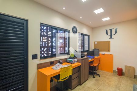 Casa à venda com 256m², 3 quartos e 3 vagasEscritório