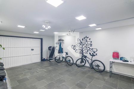 Casa à venda com 256m², 3 quartos e 3 vagasGaragem