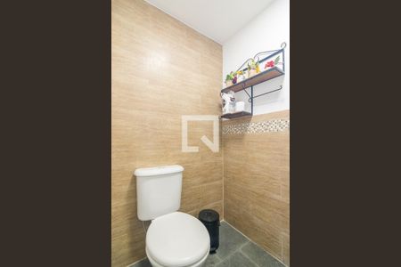 Casa à venda com 256m², 3 quartos e 3 vagasLavabo