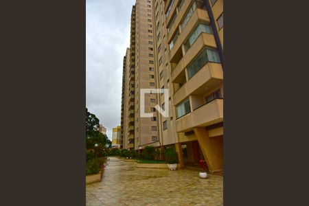 Apartamento para alugar com 74m², 3 quartos e 2 vagasFachada do bloco