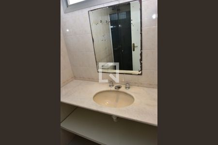 Apartamento para alugar com 74m², 3 quartos e 2 vagasBanheiro da Suíte