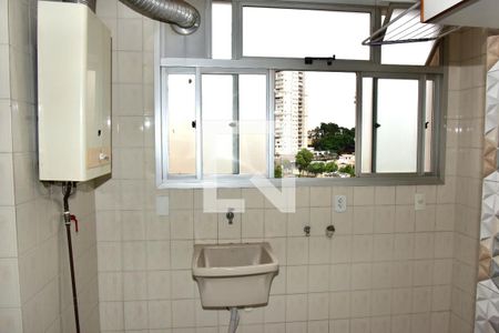 Apartamento para alugar com 74m², 3 quartos e 2 vagasÁrea de Serviço