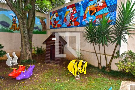 Apartamento para alugar com 74m², 3 quartos e 2 vagasÁrea comum - Playground