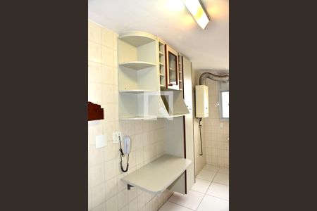 Apartamento para alugar com 74m², 3 quartos e 2 vagasCozinha - Armários