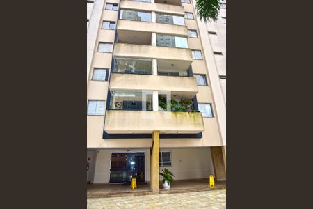 Apartamento para alugar com 74m², 3 quartos e 2 vagasFachada do bloco