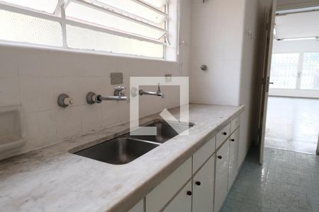 Casa à venda com 280m², 7 quartos e 2 vagasCozinha