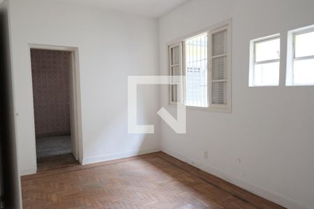 Casa à venda com 280m², 7 quartos e 2 vagasSuíte