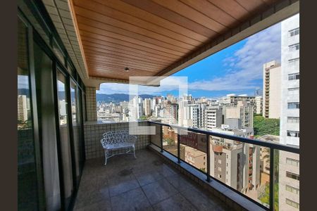 Apartamento à venda com 180m², 4 quartos e 4 vagasVaranda da Sala