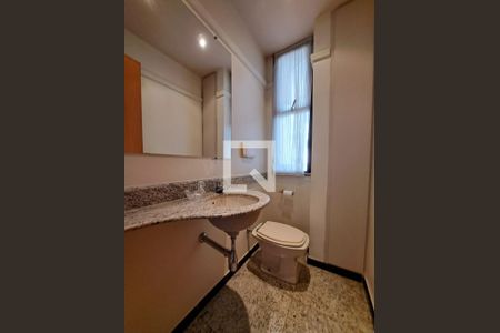 Apartamento à venda com 180m², 4 quartos e 4 vagasBanheiro