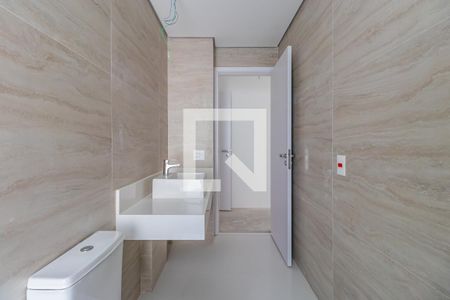 Apartamento à venda com 365m², 4 quartos e 5 vagas Apartamento à venda com 365m², 4 quartos e 5 vagasBanheiro 1 da Suíte 4