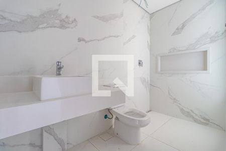 Apartamento à venda com 365m², 4 quartos e 5 vagas Apartamento à venda com 365m², 4 quartos e 5 vagasBanheiro da Suíte 2
